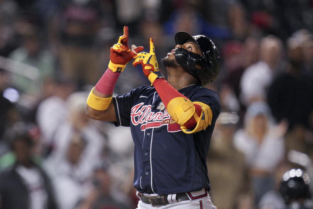 Ronald Acuña Jr figura para los Bravos en el Juego 1 SDLN