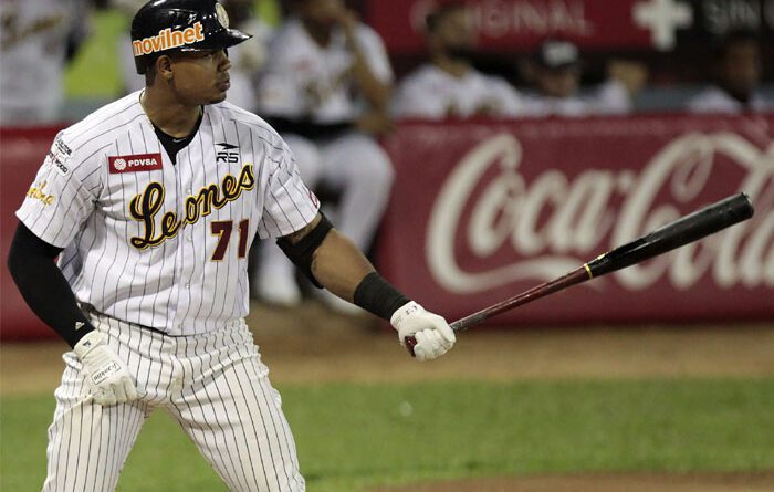Isaías Tejeda en el Round Robin
