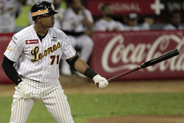 Isaías Tejeda en el Round Robin