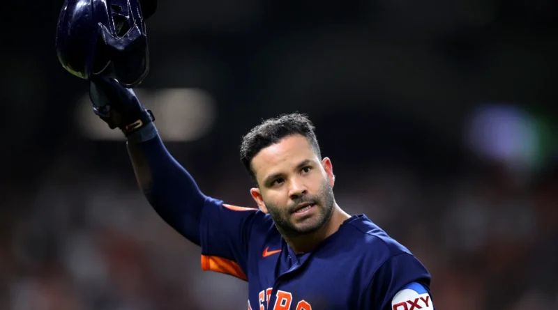 José Altuve 2000 hits