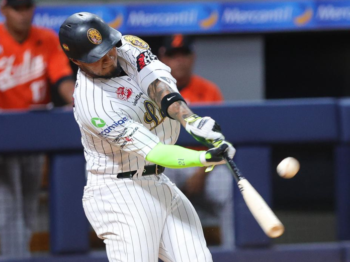 Lenyn Sosa se mete en la lucha por la Triple Corona