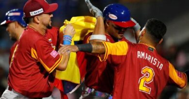 Venezuela clasifica a la Súper Ronda del torneo Premier 12.