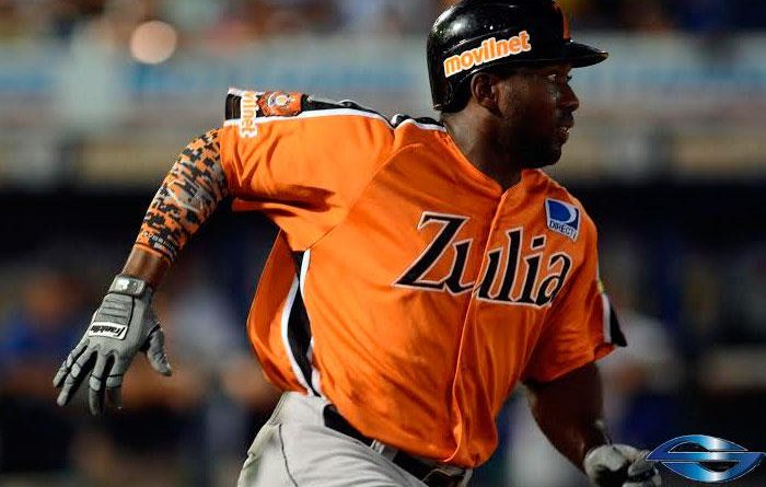 José Pirela con jonrón pone a volar a las Águilas
