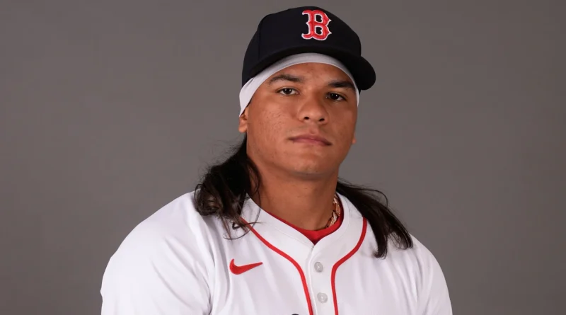 Jhostynson García espera su debut