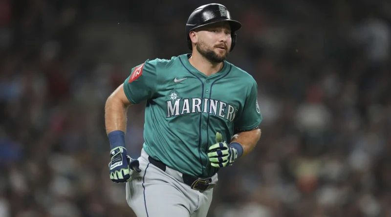 Cal Raleigh líder de Seattle líder en la tabla de posiciones de la MLB