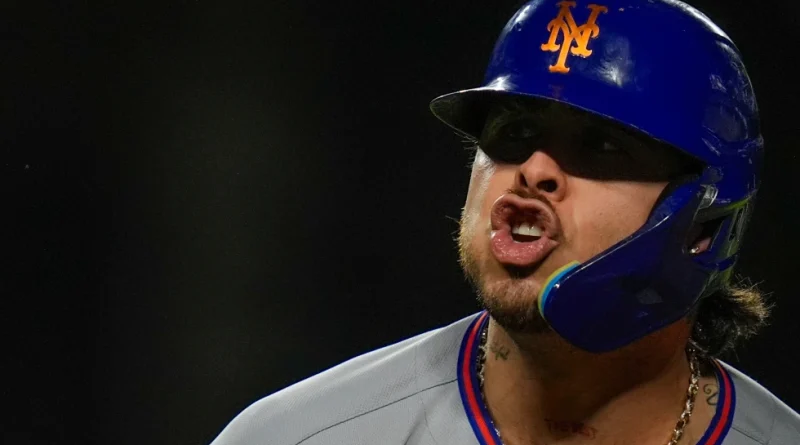 Francisco Álvarez héroe y los Mets están en los playoffs de la MLB.