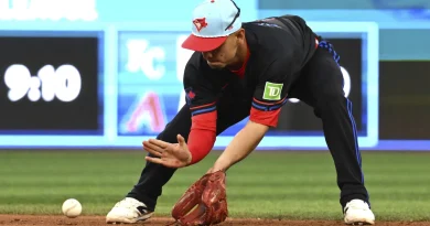 Andrés Giménez busca su cuarto Guante de Oro