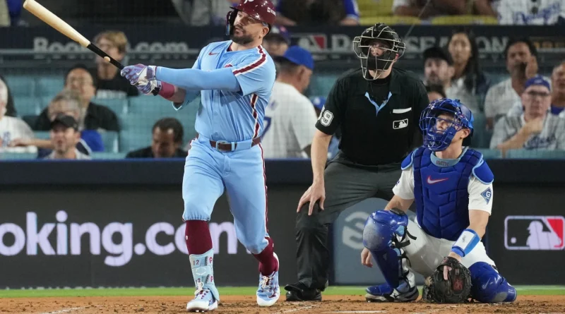 Schwarber y Suárez le dan triunfo a los Filis