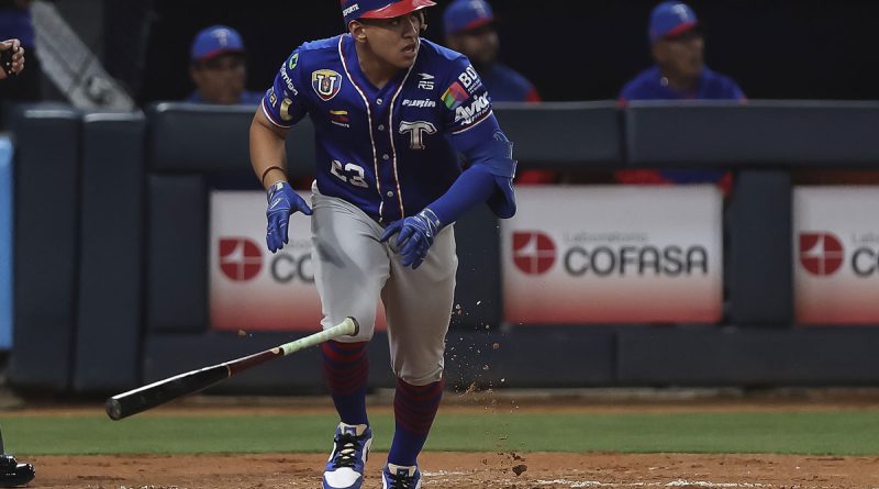 Jadher Areinamo metido entre los líderes de la LVBP hasta la semana seis