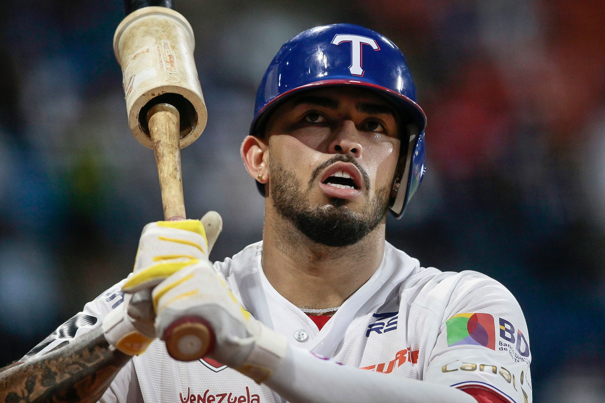 Tiburones-Leones contará con Gabriel Arias