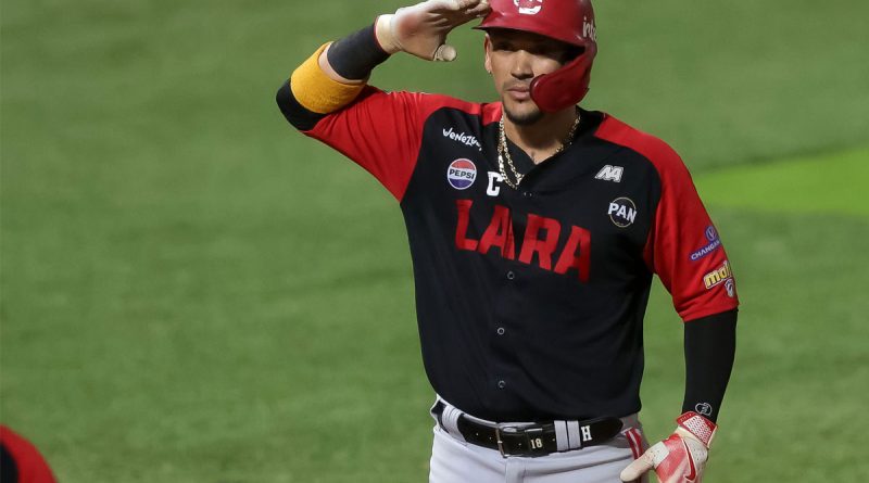 Cardenales vs Leones