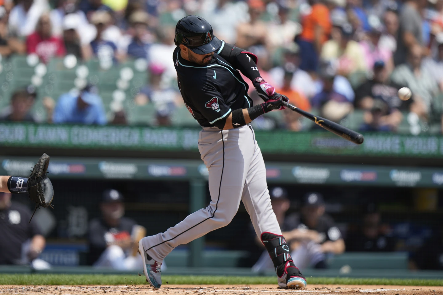 Eugenio Suárez podría estar con los Atlanta Braves