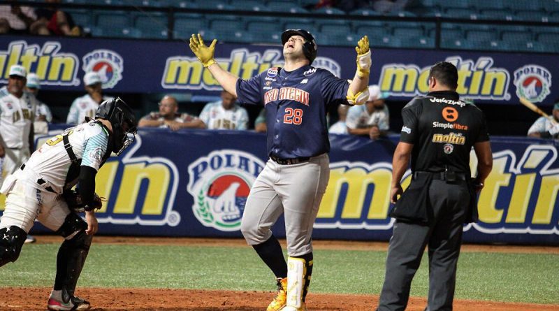Balbino Fuenmayor iguala a Eliézer Alfonzo