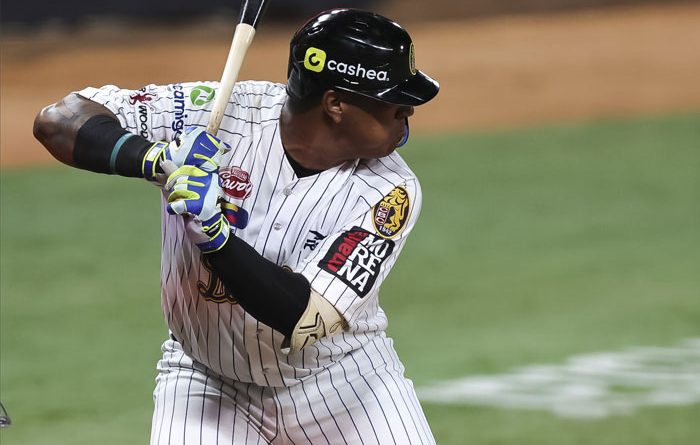 Salvador Pérez en su primer Caracas-Magallanes