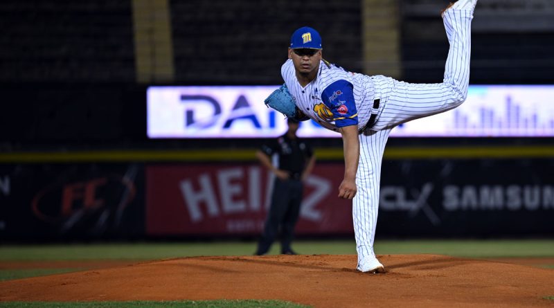 Ricardo Sánchez uno de los líderes de pitcheo en la LVBP