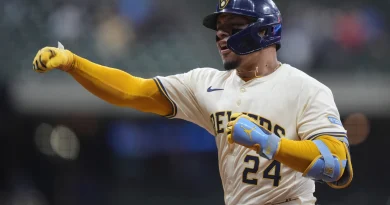 William Contreras uno de las tres estrellas nacidas un 24 de diciembre