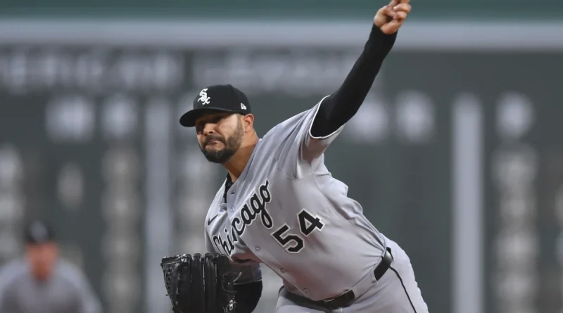 Martín Pérez consigue un contrato de Liga Menores con los Bravos