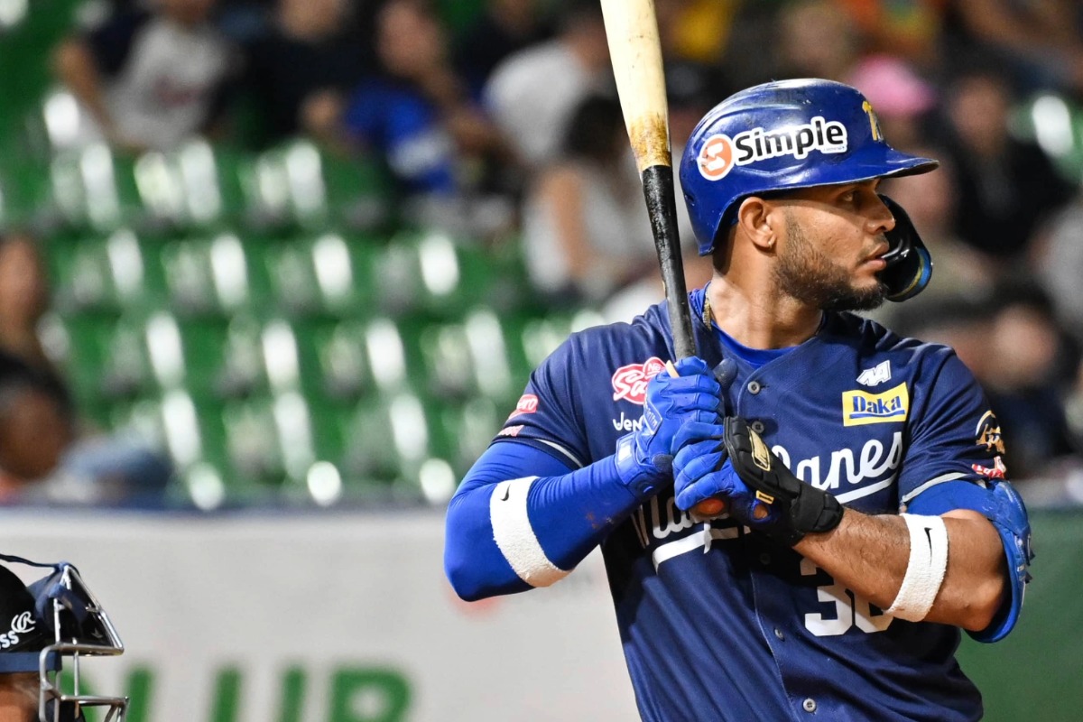 Ángel Reyes y el Magallanes le ganan con increíble remontada a Cardenales