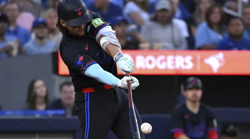 Bo Bichette se reune con los Filis
