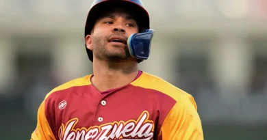 José Altuve se baja del Clásico Mundial de Béisbol 2026