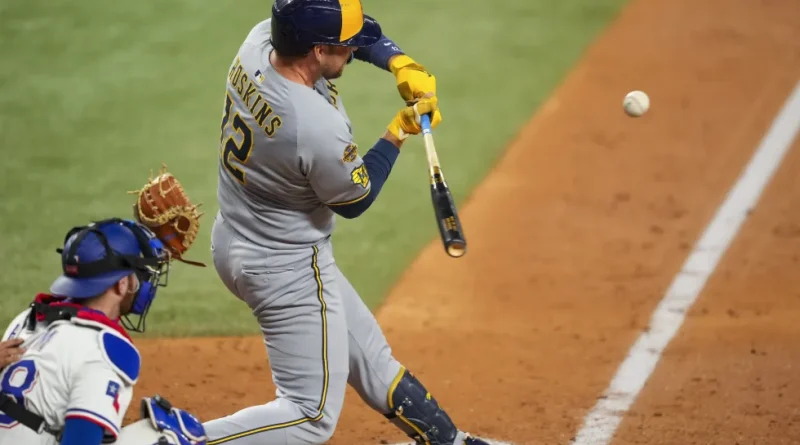 Rhys Hoskins acuerda contrato de Ligas Menores con Cleveland