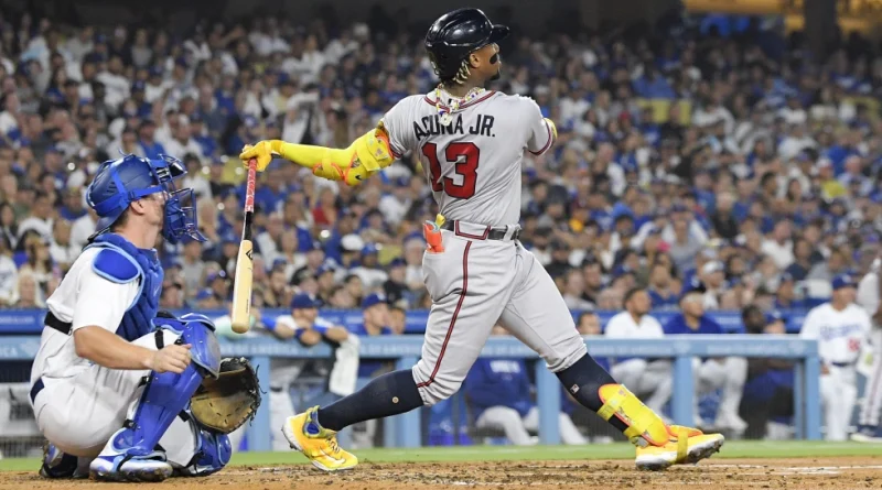 Ronald Acuña Jr. se destapa con grand slam en triunfo de Atlanta