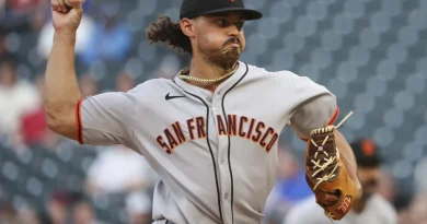 Jordan Hicks aterriza en los Medias Blancas de Chicago