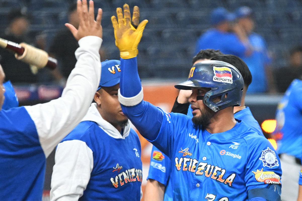 Ángel Reyes el MVP del juego del Magallanes en la Serie de las Américas