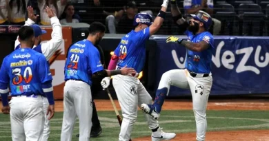 Con Rougned Odor Magallanes gana con remontada la Serie de las Américas