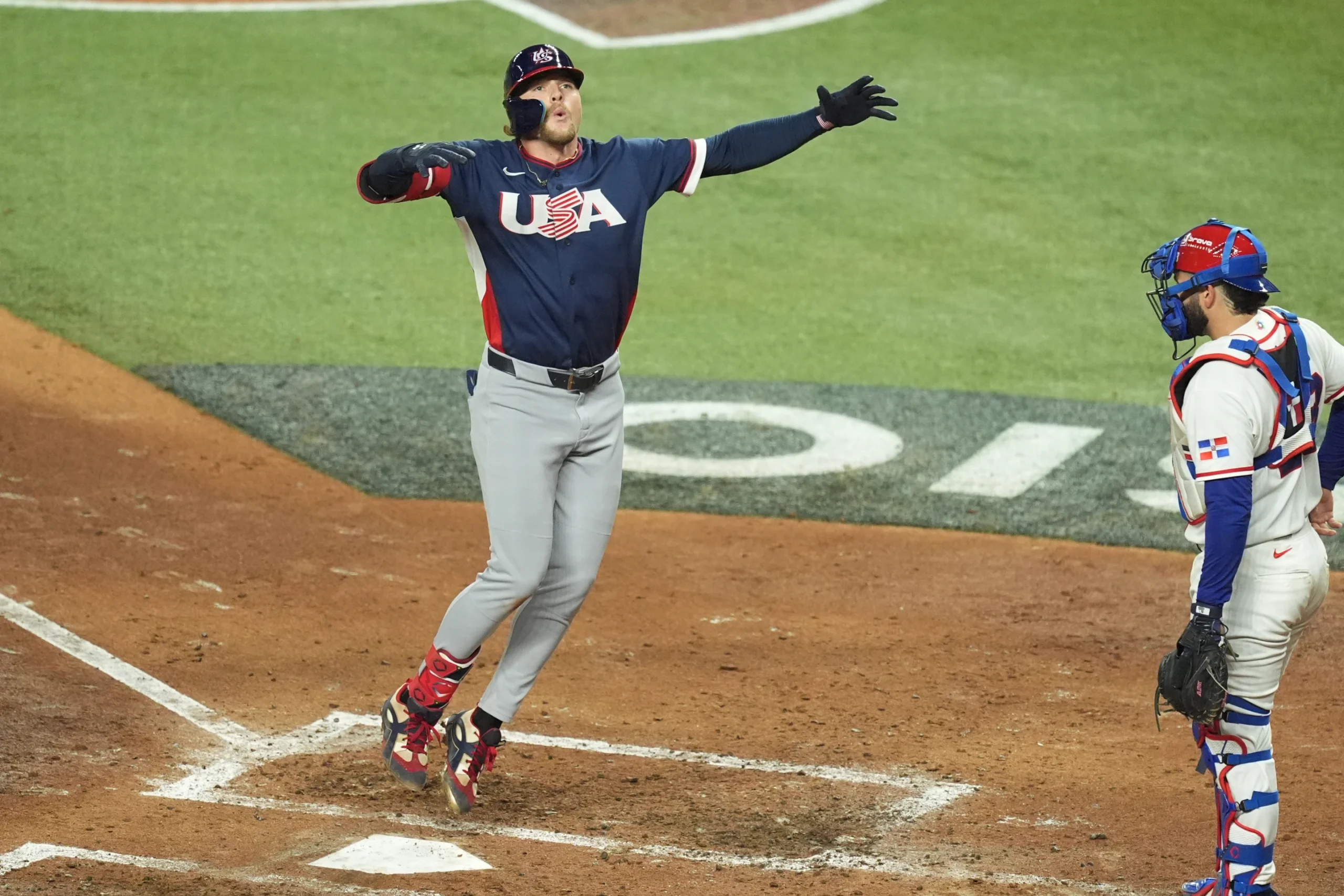 Estados Unidos silencia a Dominicana y avanza a la Final