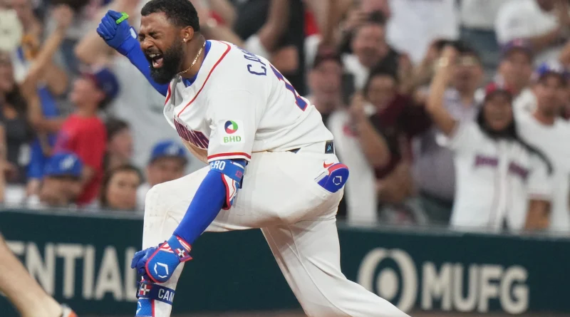 República Dominicana aplasta a Nicaragua en su debut