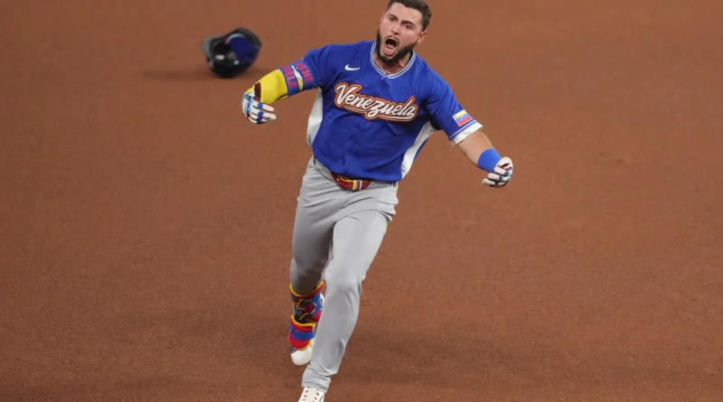 Los campeones de Venezuela se reportan a los Medias Rojas