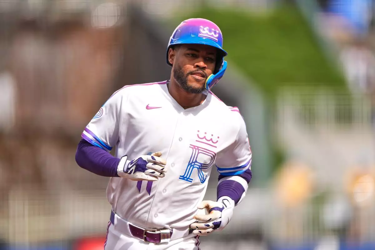 Maikel García marca el camino en el triunfo de los Reales