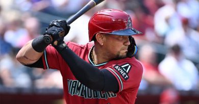 Ildemaro Vargas con jonrón decide el triunfo de los Diamondbacks