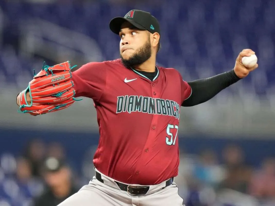 Eduardo Rodríguez consigue otro triunfo y acaricia las 100 victorias