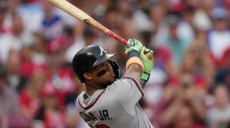 Ronald Acuña Jr. desata su poder y los Bravos someten a los Rojos