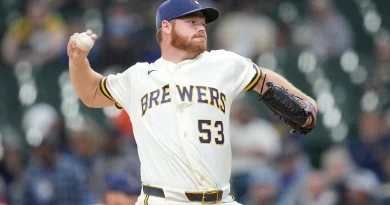 Brandon Woodruff será reactivado por los Cerveceros de Milwaukee