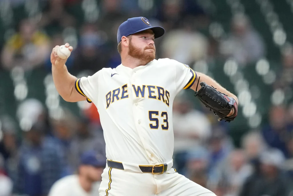 Brandon Woodruff será reactivado por los Cerveceros de Milwaukee