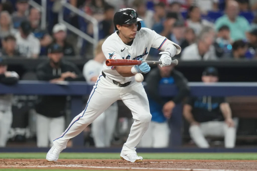 Javier Sanoja se viste de héroe con jonrón en triunfo de los Marlins
