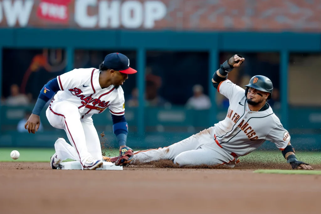 Jornada productiva para Luis Arráez y Gigantes barren a Bravos