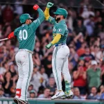 Wilyer Abreu y Willson Contreras comandan paliza de Boston ante Texas