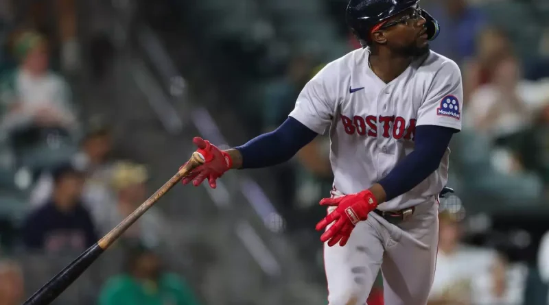 Andruw Monasterio se viste de héroe al guía el triunfo de Boston