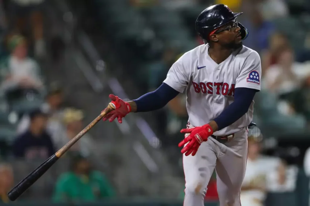 Andruw Monasterio se viste de héroe al guía el triunfo de Boston