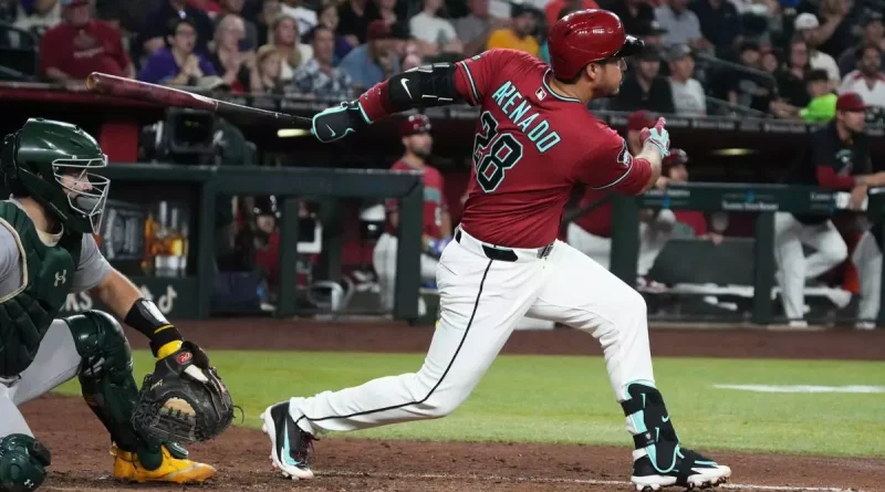Nolan Arenado conecta hit número 2.000 en las Grande Ligas
