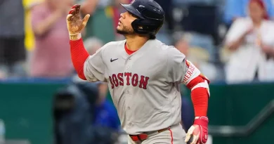 Willson Contreras alcanza los 20 jonrones con los Medias Rojas