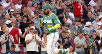 Con el poder venezolano los Medias Rojas barren a los Rays y llegan a .500