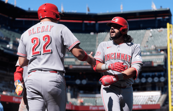 Eugenio Suárez con grand slam lidera remontada épica de los Rojos
