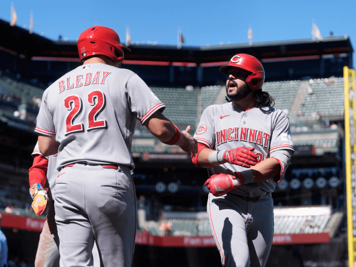 Eugenio Suárez con grand slam lidera remontada épica de los Rojos