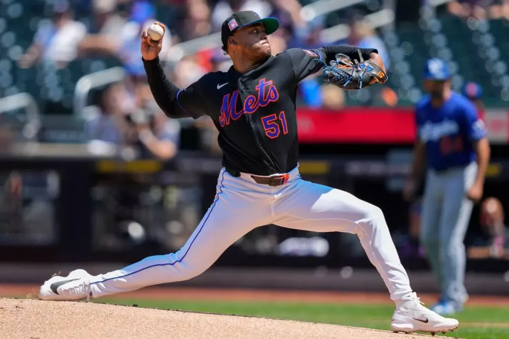 Rays de Tampa Bay adquieren al lanzador dominicano Freddy Peralta