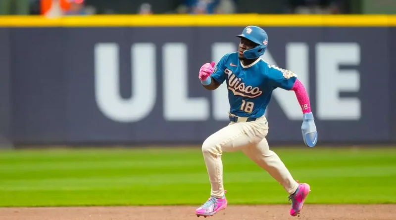 William Contreras y Luis Lara guían el triunfo de los Brewers